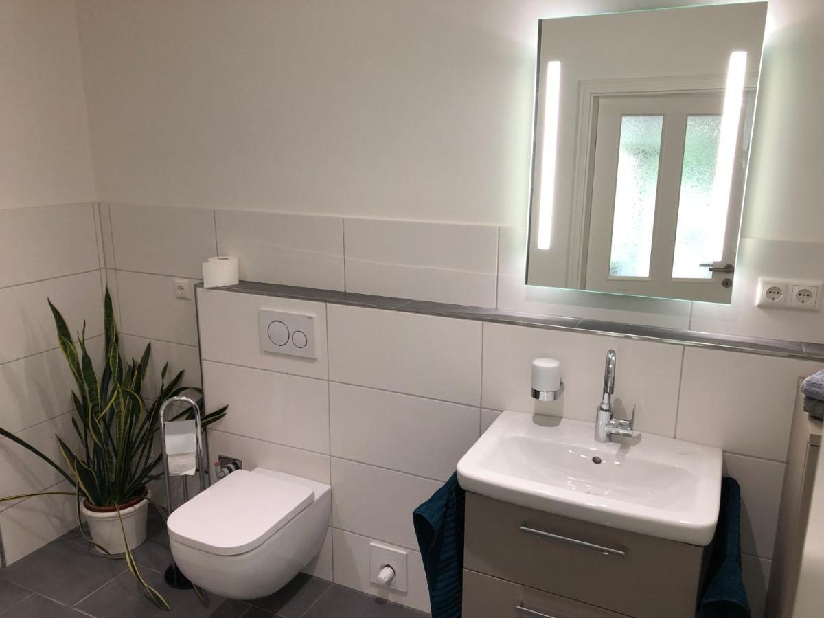 Modernes Apartment In Ruhiger Lage, 70Qm, 4 Personen Brietlingen Kültér fotó