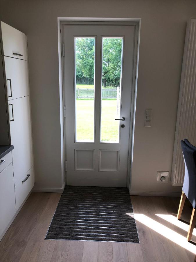 Modernes Apartment In Ruhiger Lage, 70Qm, 4 Personen Brietlingen Kültér fotó